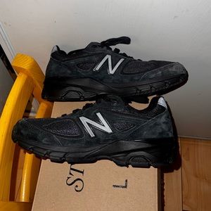 JJJJound x New Balance 990v4 Navy